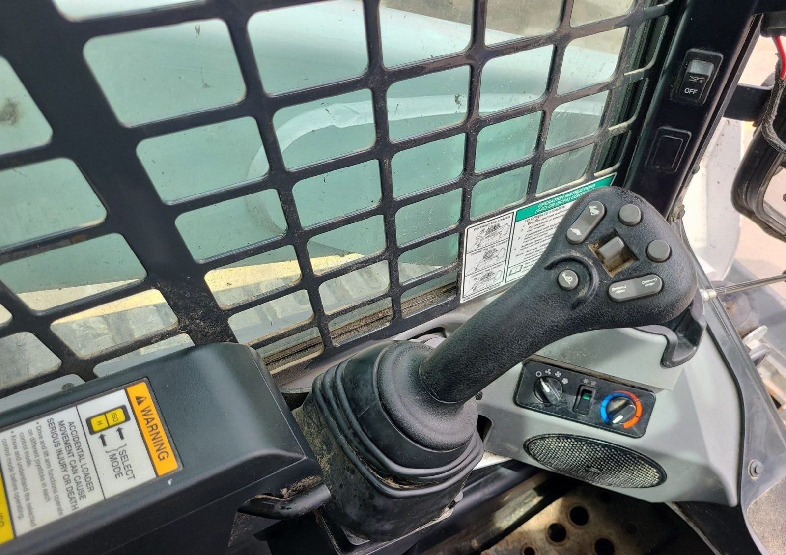 2020 Bobcat T770 Compact Track Loader photo 18