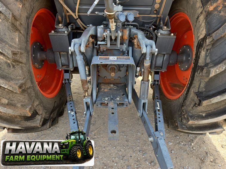 2020 Kubota M6060 photo 23