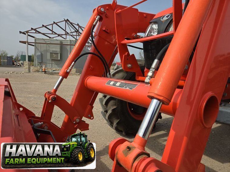 2020 Kubota M6060 photo 13